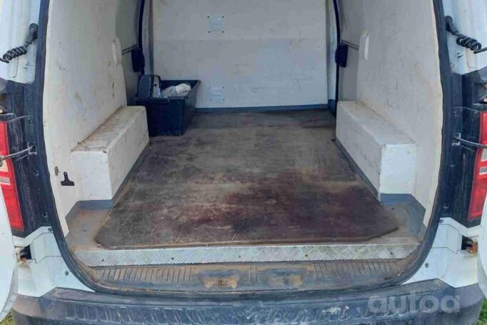 Hyundai H-1