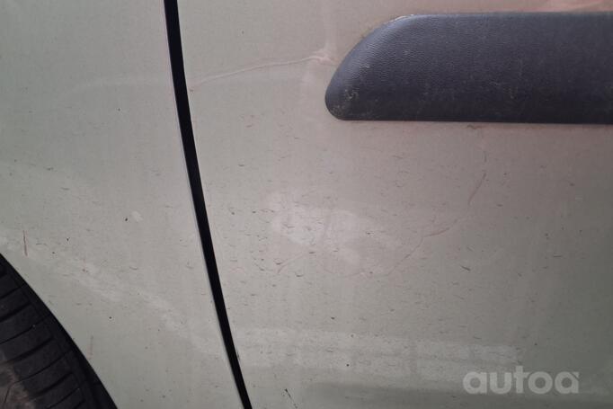 Toyota Prius 2 generation Hatchback