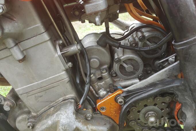 KTM 525