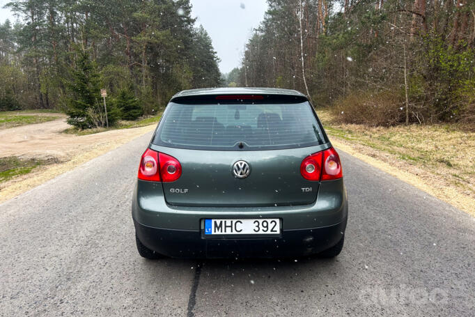 Volkswagen Golf 5 generation Hatchback 5-doors