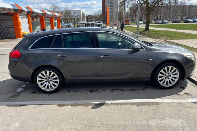 Opel Insignia A Sports Tourer wagon 5-doors