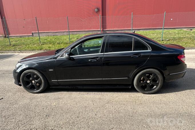 Mercedes-Benz C-Class W204/S204 Sedan 4-doors