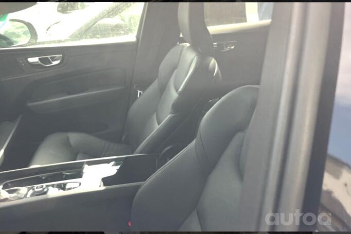 Volvo XC60 2 generation Crossover