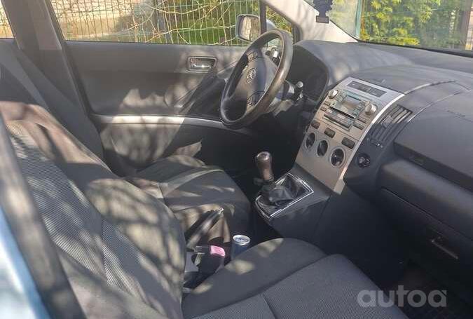 Toyota Corolla Verso 1 generation [restyling] Minivan