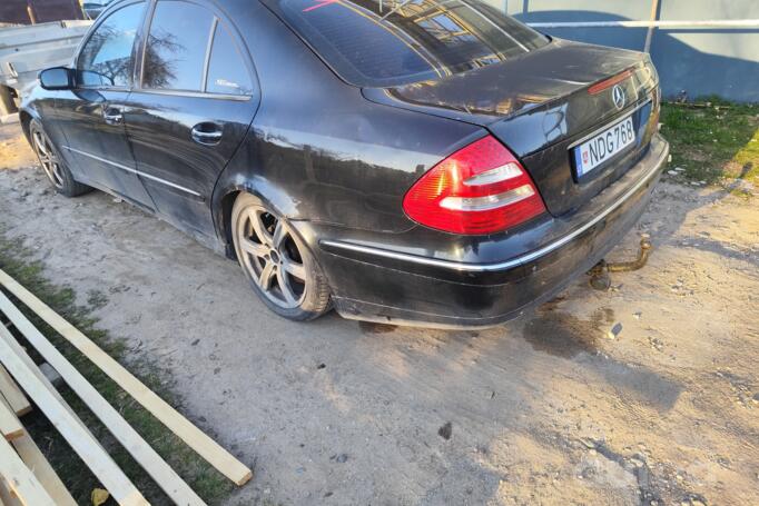 Mercedes-Benz E-Class W211/S211 Sedan 4-doors