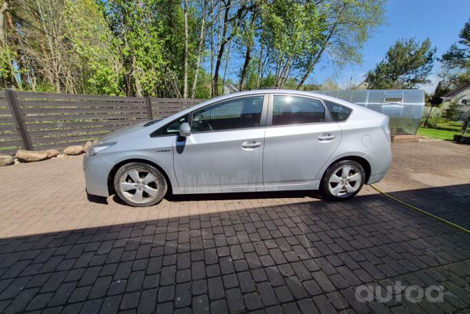 Toyota Prius 3 generation Hatchback 5-doors