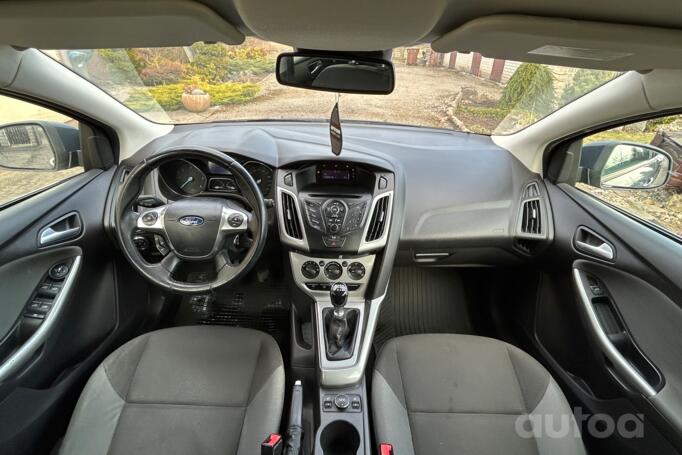 Ford Focus 3 generation wagon 5-doors