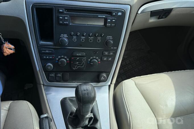 Volvo S60 1 generation [restyling] Sedan