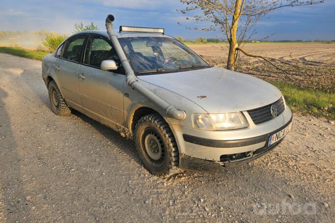 Volkswagen Passat B5 Sedan 4-doors