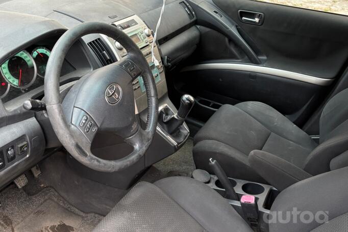 Toyota Corolla Verso 1 generation [restyling] Minivan