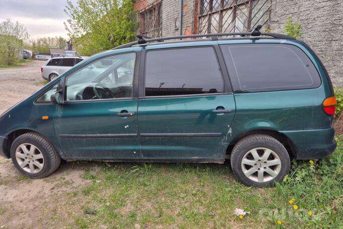 Volkswagen Sharan 1 generation Minivan 5-doors