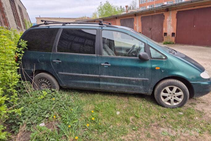 Volkswagen Sharan 1 generation Minivan 5-doors