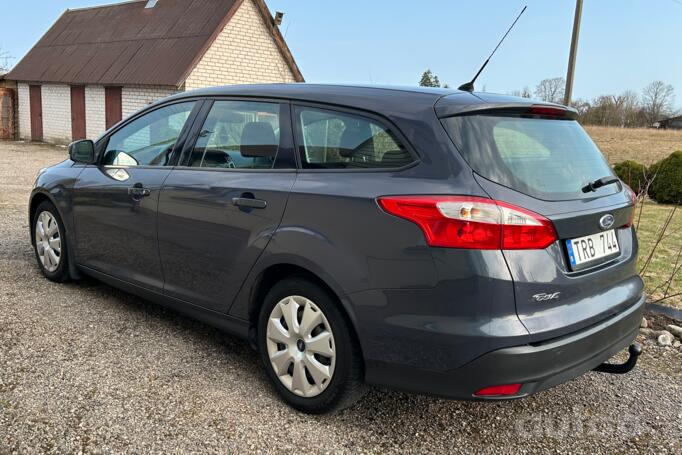 Ford Focus 3 generation wagon 5-doors
