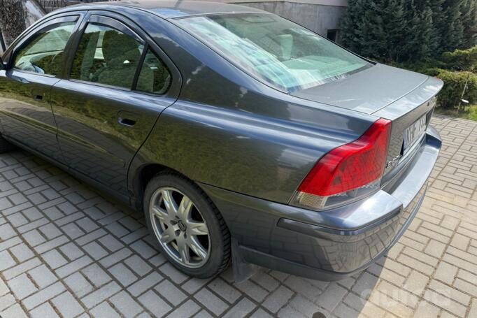 Volvo S60 1 generation [restyling] Sedan