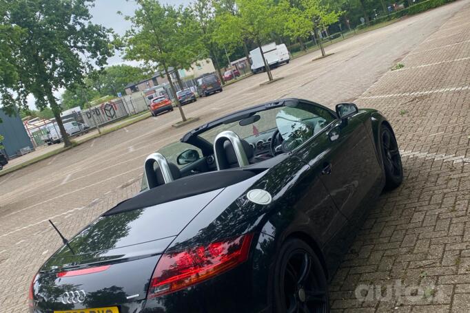 Audi TT 8J Coupe 2-doors