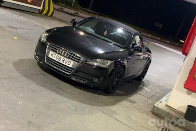 Audi TT 8J Coupe 2-doors