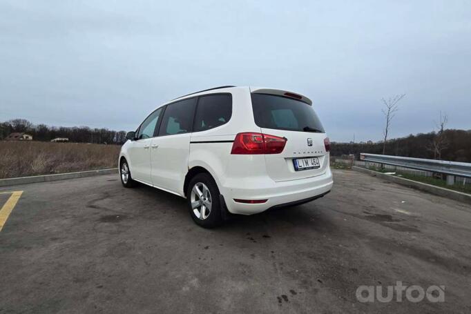 SEAT Alhambra 2 generation Minivan