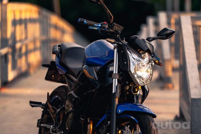 Yamaha XJ