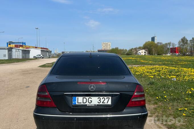 Mercedes-Benz E-Class W211 Sedan