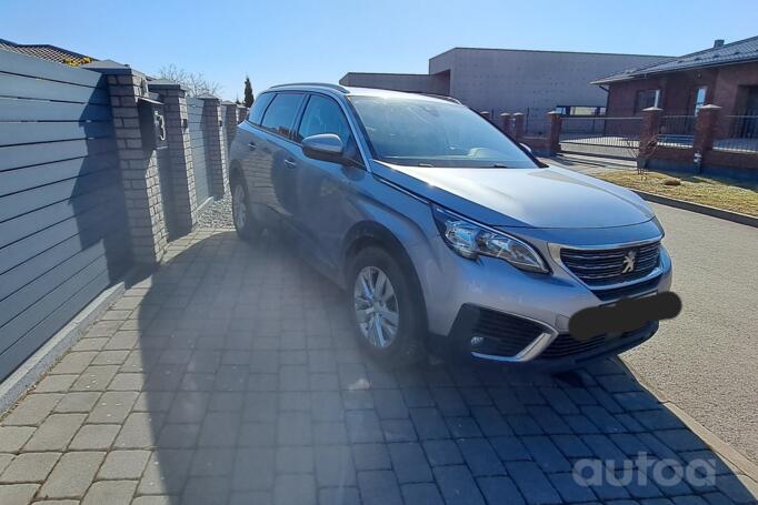 Peugeot 5008 2 generation Crossover