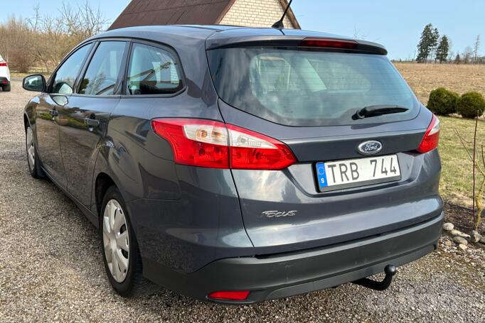 Ford Focus 3 generation wagon 5-doors