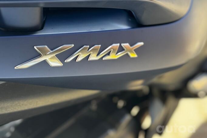 Yamaha X-MAX