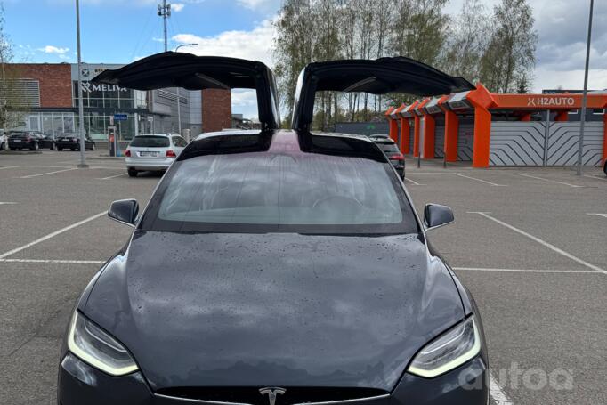 Tesla Model X 1 generation Crossover