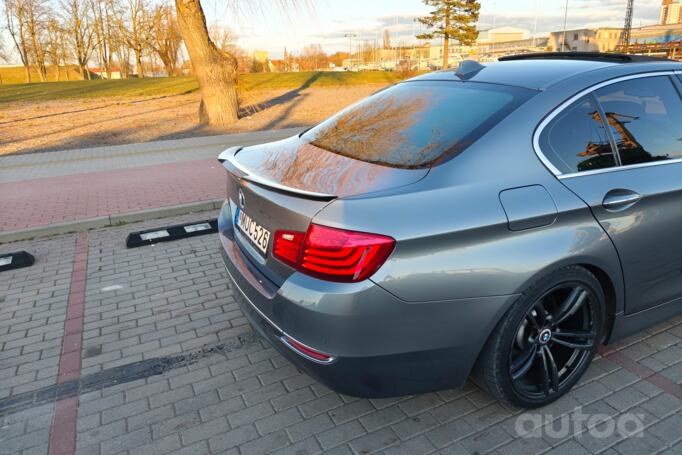 BMW 5 Series F07/F10/F11 Sedan