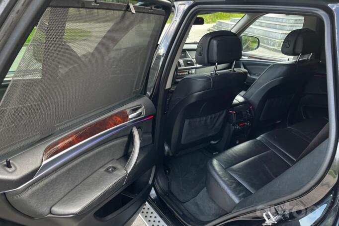BMW X5 E70 Crossover