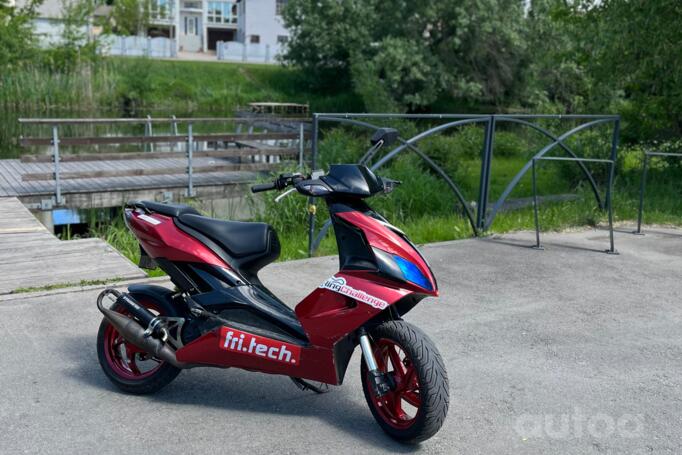 Aprilia SR