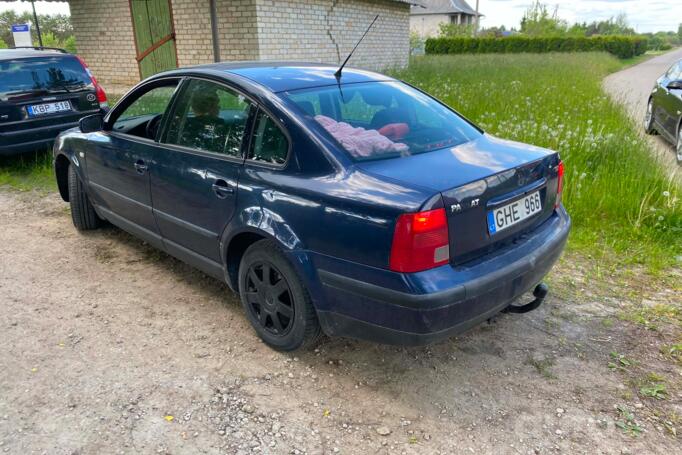 Volkswagen Passat B5 Sedan 4-doors