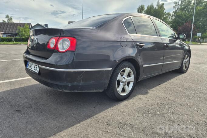 Volkswagen Passat B6 Sedan 4-doors