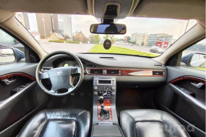 Volvo S80