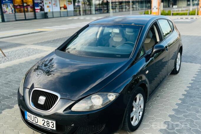 SEAT Leon 2 generation Hatchback 5-doors