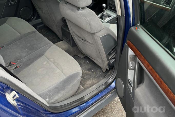 Opel Vectra C [restyling] OPC hatchback 5-doors