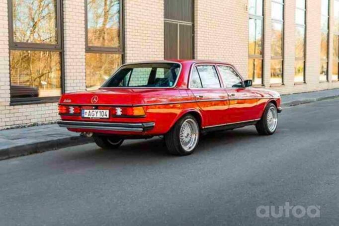 Mercedes-Benz W123
