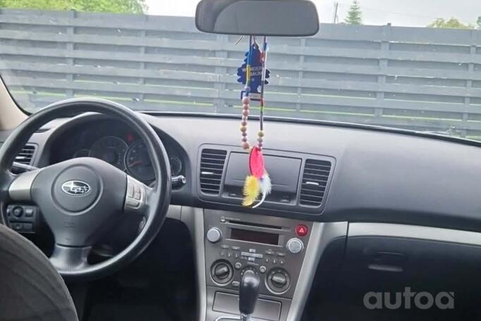 Subaru Outback 3 generation wagon