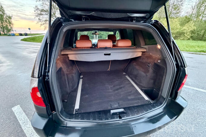 BMW X3 E83 Crossover
