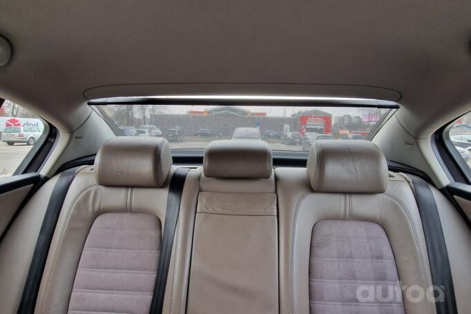 Volkswagen Passat B6 Sedan 4-doors