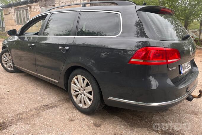 Volkswagen Passat B7 Variant wagon 5-doors