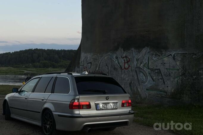 BMW 5 Series E39 Touring wagon