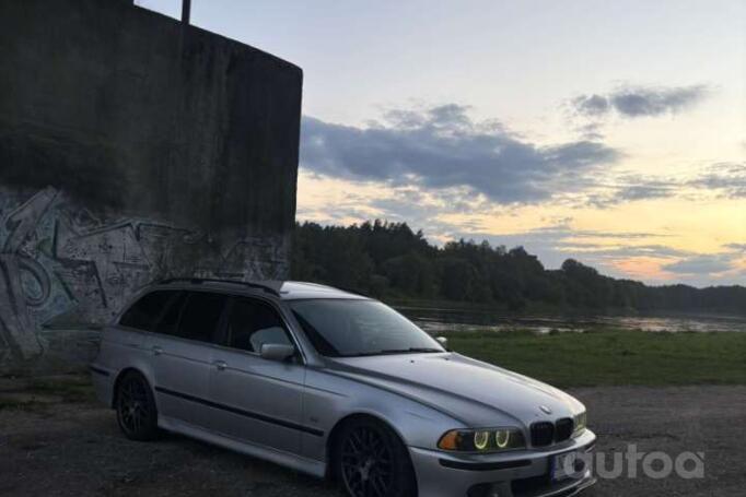 BMW 5 Series E39 Touring wagon