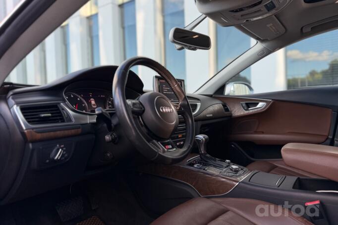 Audi A7 4G Sportback liftback