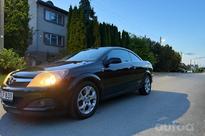 Opel Astra H Hatchback