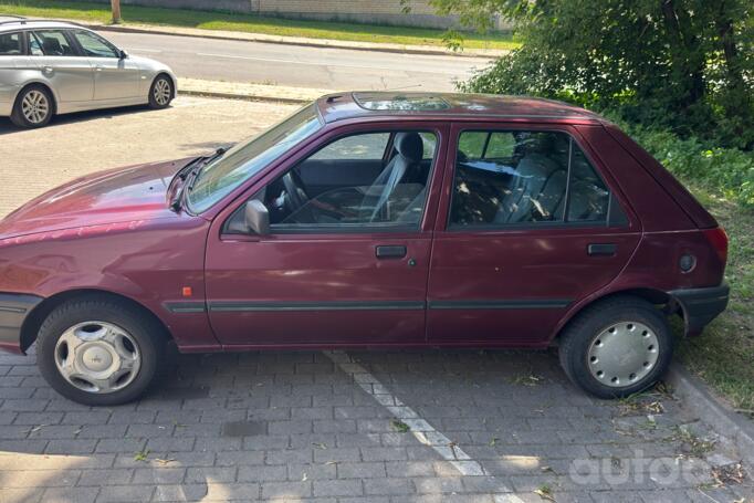 Ford Fiesta 3 generation Hatchback 5-doors