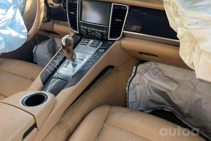 Porsche Panamera 970 [restyling] Liftback