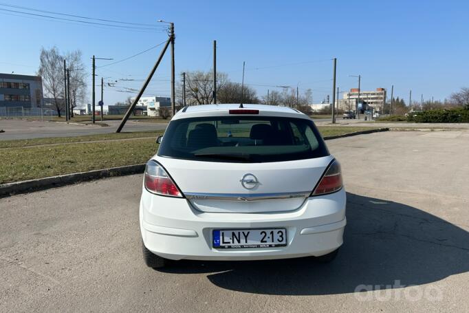 Opel Astra H [restyling]