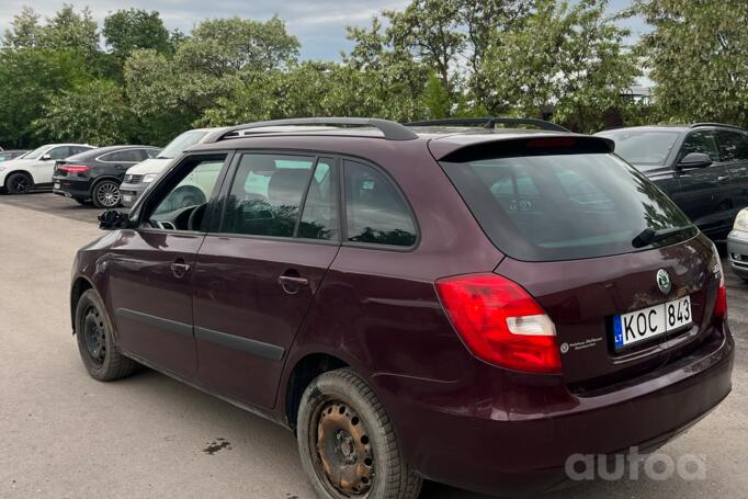 Skoda Fabia 5J [restyling] Combi wagon 5-doors