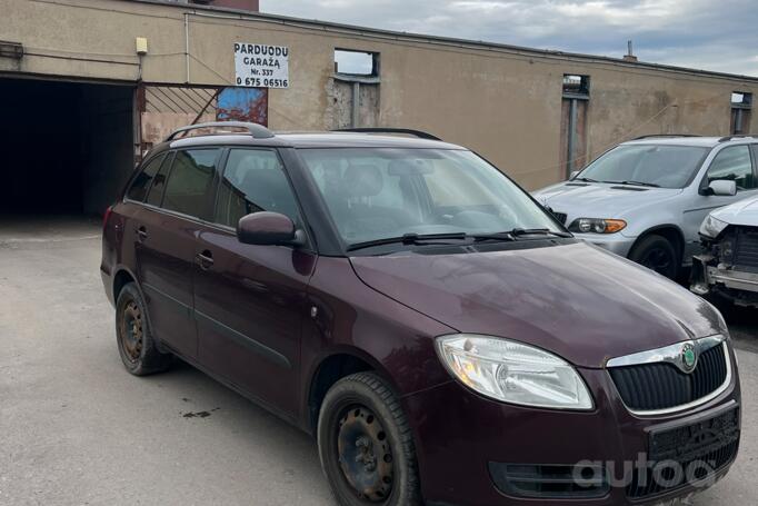 Skoda Fabia 5J [restyling] Combi wagon 5-doors