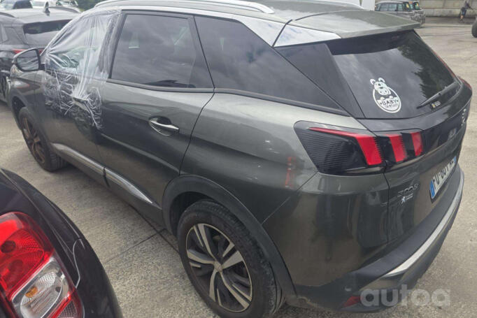 Peugeot 3008 2 generation Crossover